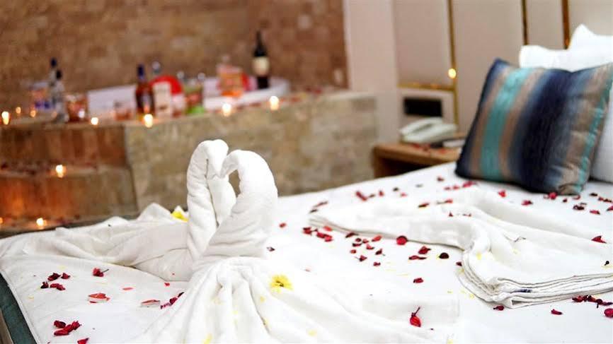 Grand Boss Suit Hotel Mersin Mersin  Exteriör bild